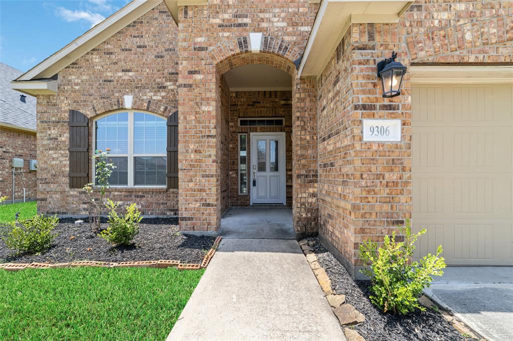 9306 Atwood Ridge Lane, Richmond, Texas image 3