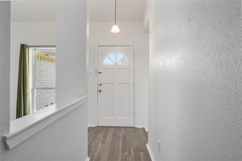 1607 Bent Oak Drive