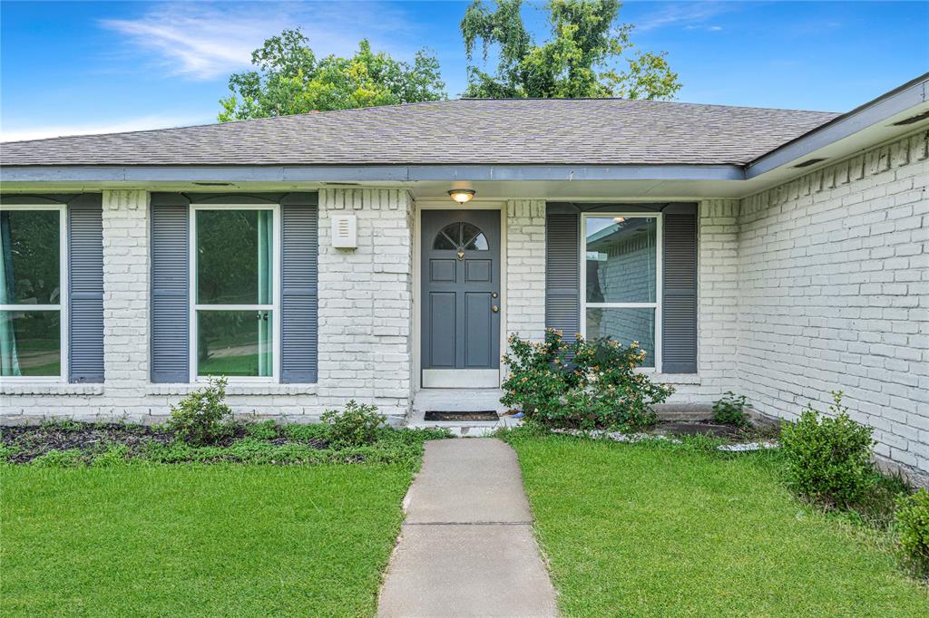 1607 Bent Oak Drive