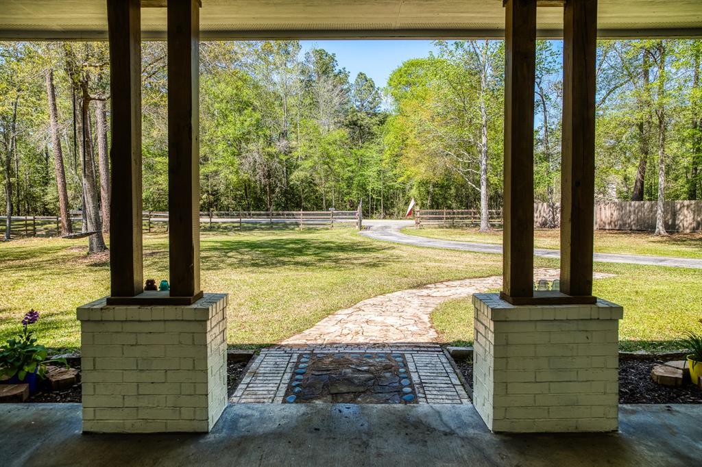 28402 Ascot Farms Road, Magnolia, Texas image 3