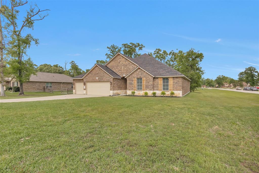 9222 White Tail Drive