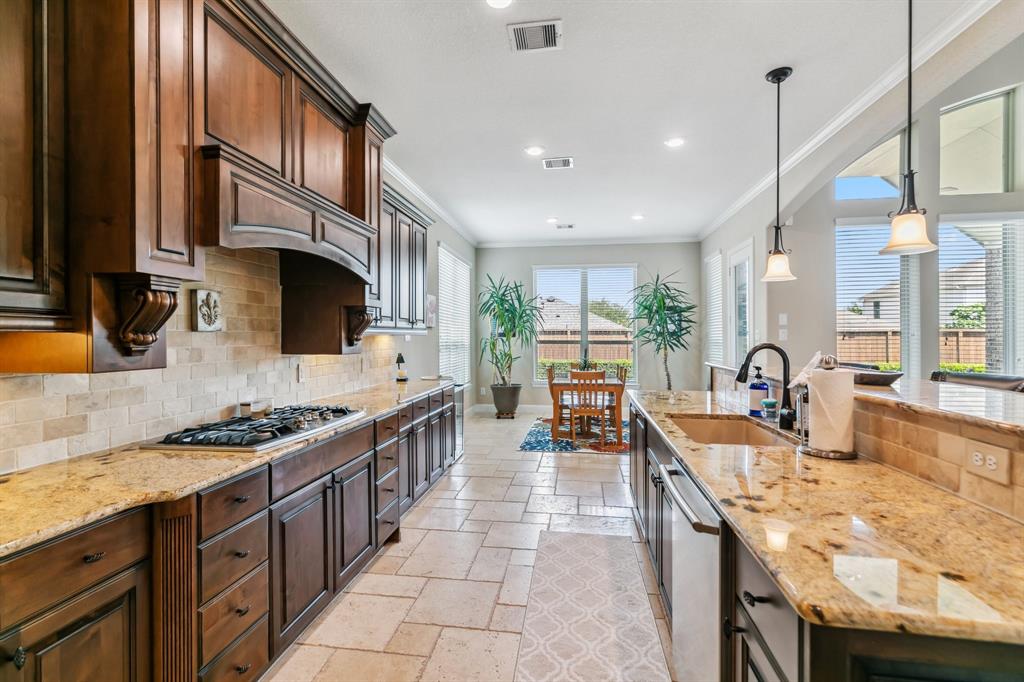 25214 Angelwood Springs Lane, Tomball, Texas image 17