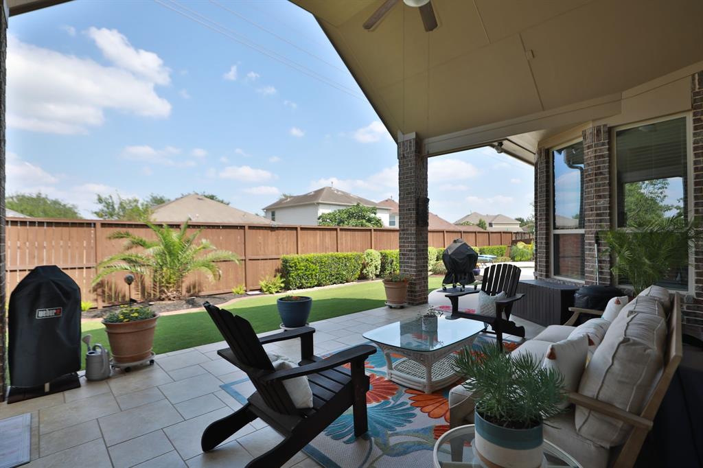 25214 Angelwood Springs Lane, Tomball, Texas image 41
