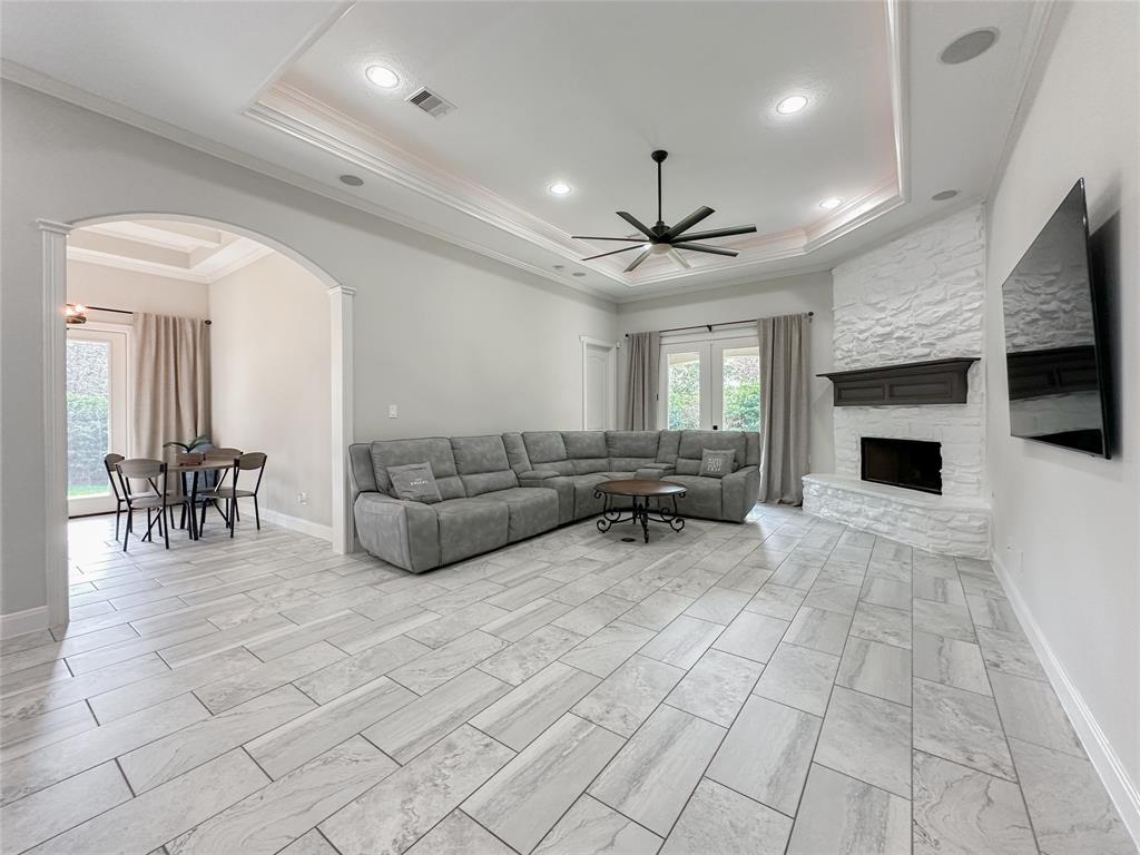 5 Dumaine Court, Conroe, Texas image 20