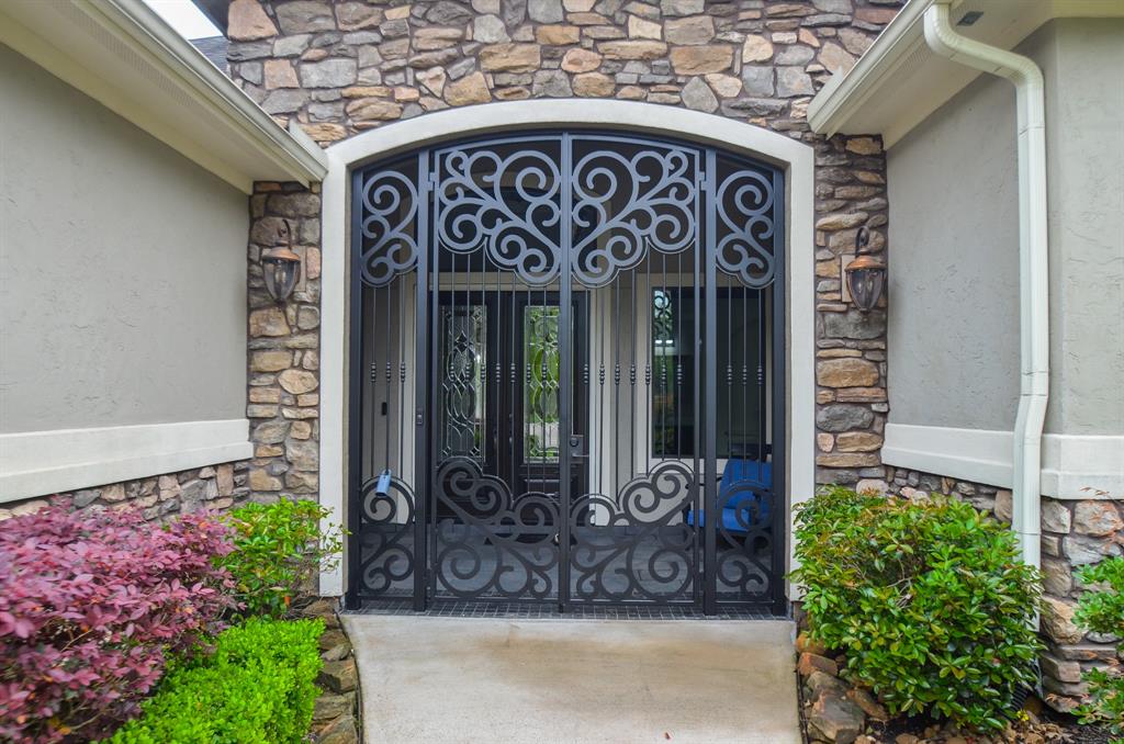 5 Dumaine Court, Conroe, Texas image 3