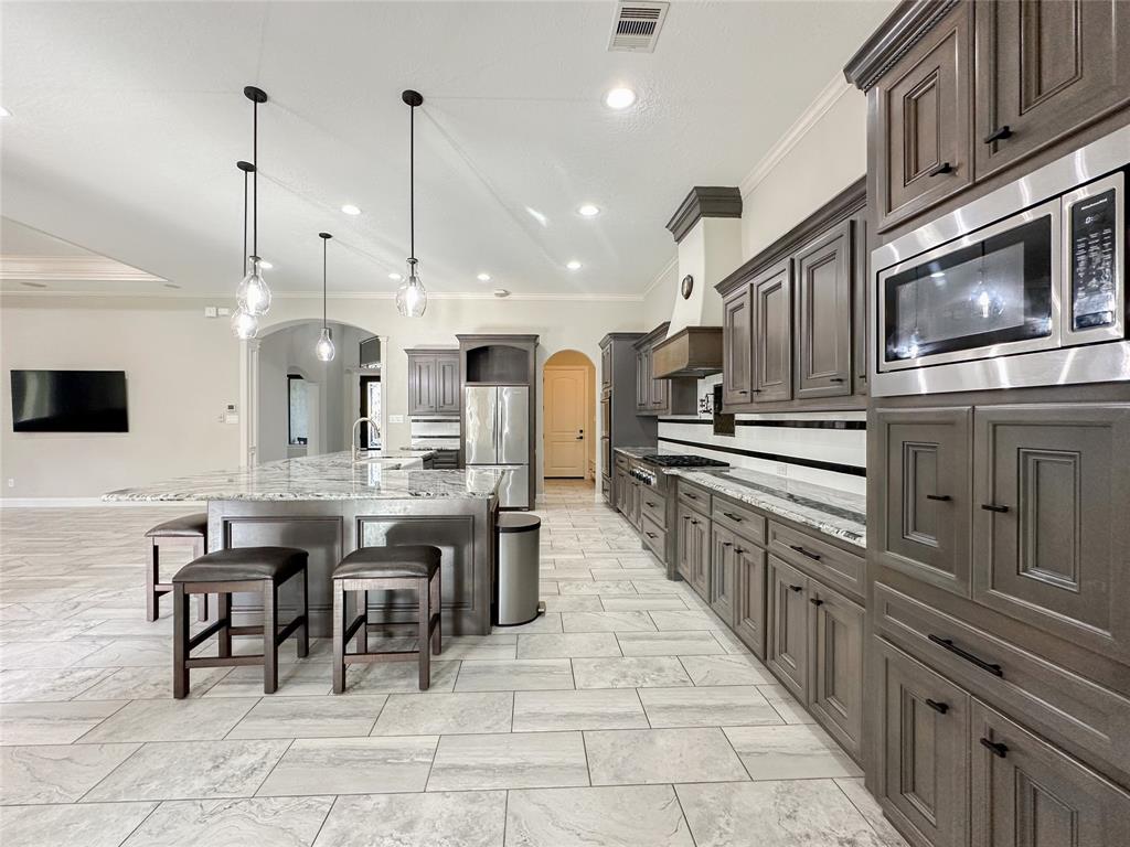 5 Dumaine Court, Conroe, Texas image 12