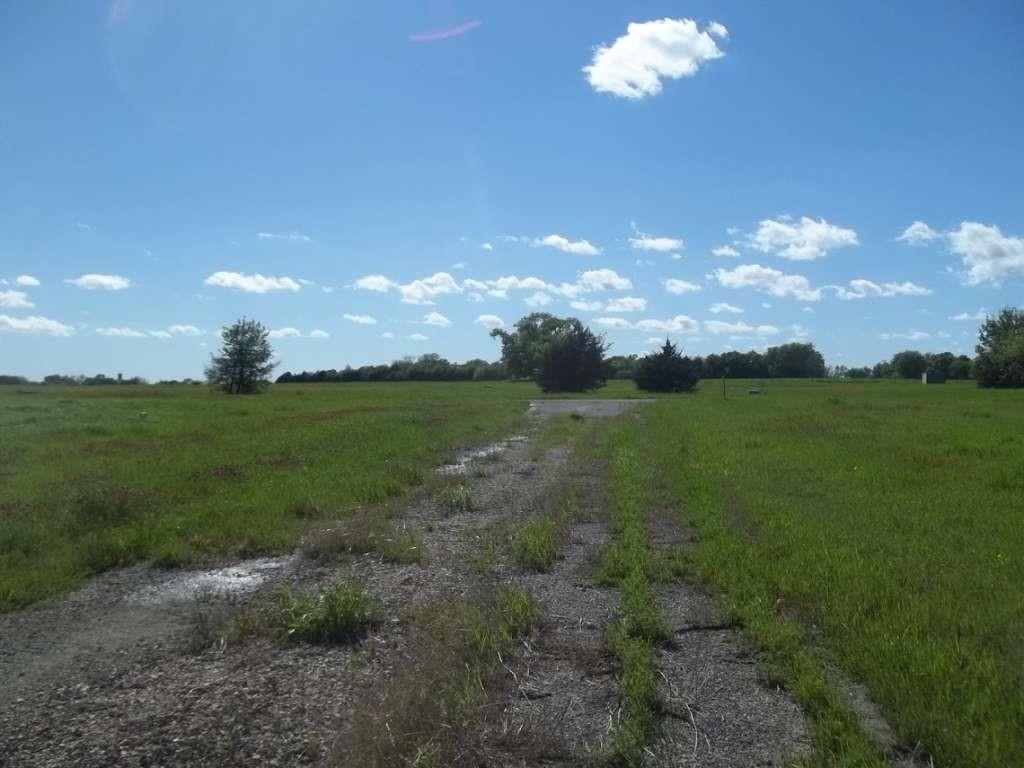 Wren Way, Lone Oak, Texas image 2