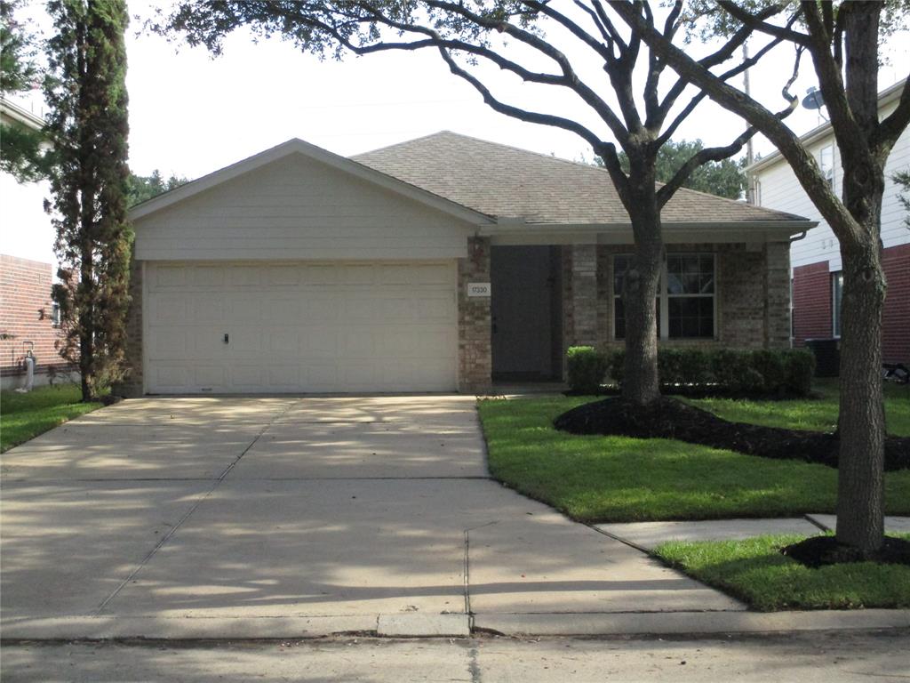 17330 Shadow Ledge Drive, Houston, Texas image 23