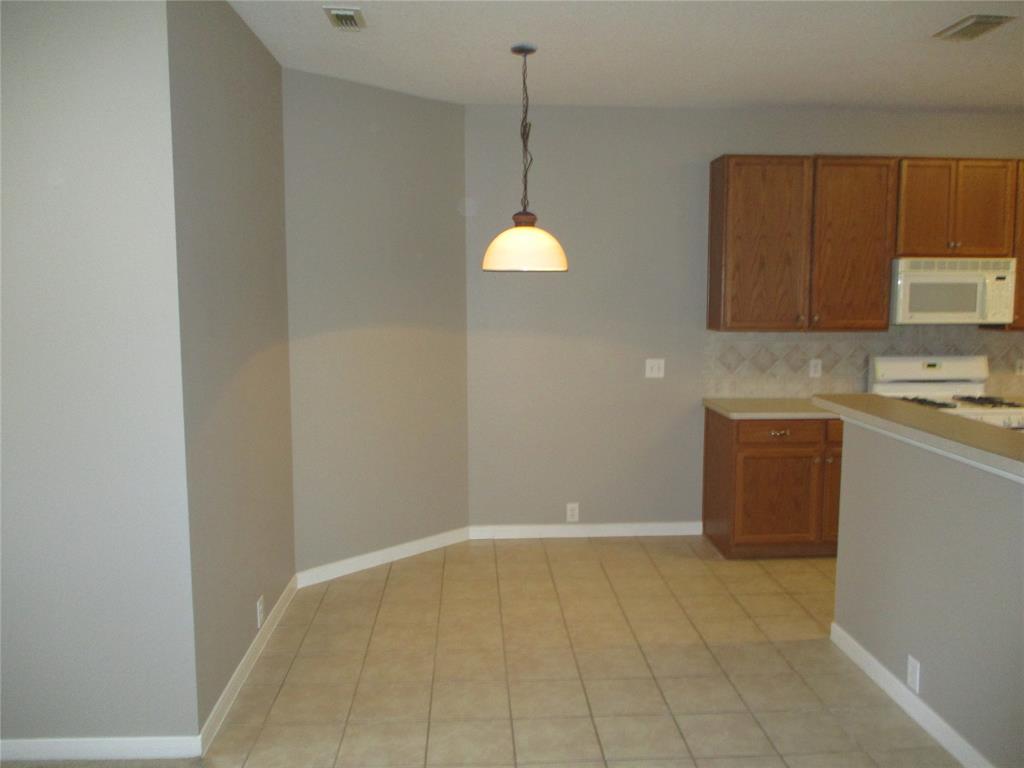 17330 Shadow Ledge Drive, Houston, Texas image 8