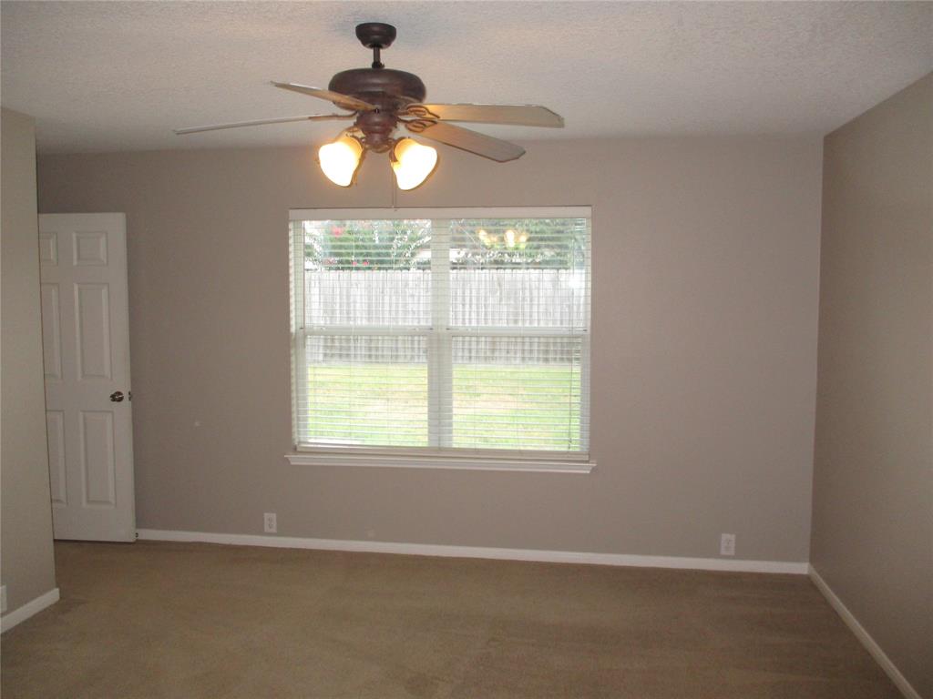 17330 Shadow Ledge Drive, Houston, Texas image 12