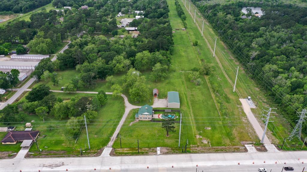 2222 N Main Street, Highlands, Texas image 8