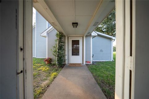 A home in Crockett