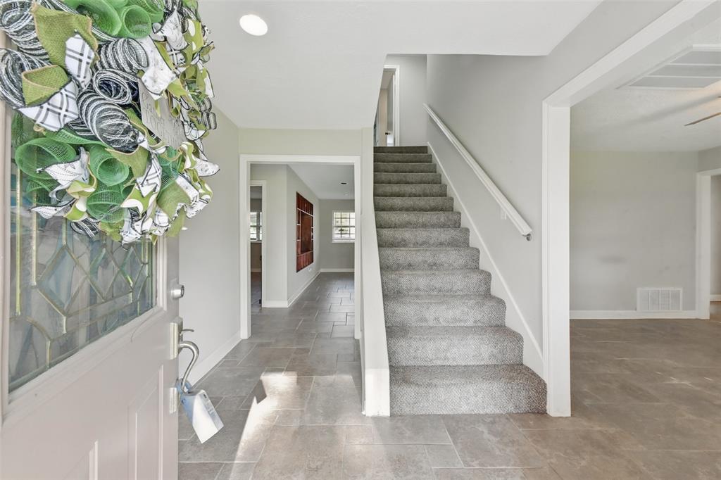 3110 Lazy Pine Lane, La Porte, Texas image 1