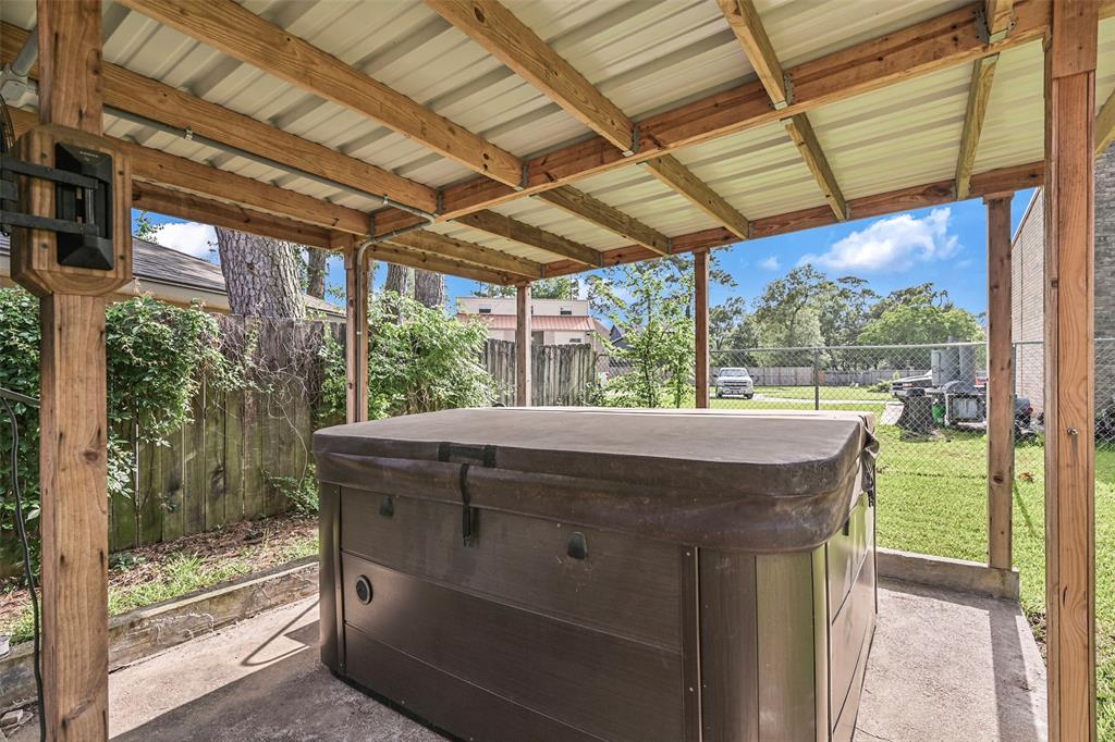 3110 Lazy Pine Lane, La Porte, Texas image 38