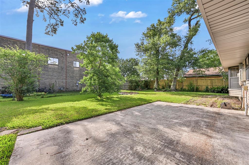 3110 Lazy Pine Lane, La Porte, Texas image 35