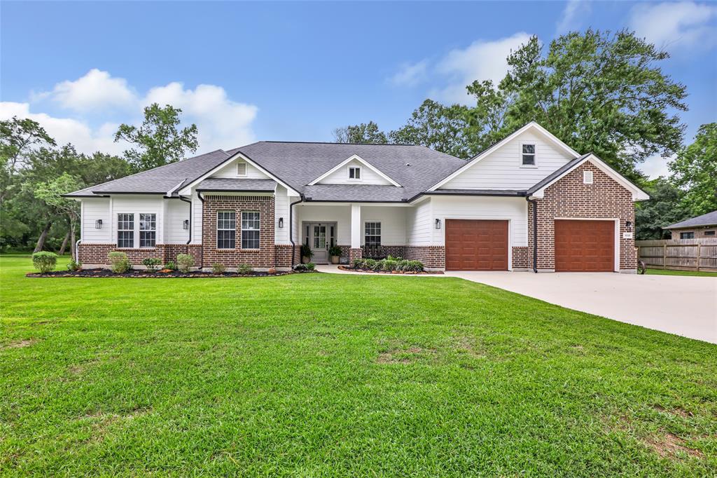 8118 S Laura Circle, Baytown, Texas image 1