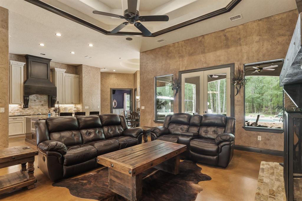 11058 Crawford Circle, Montgomery, Texas image 9