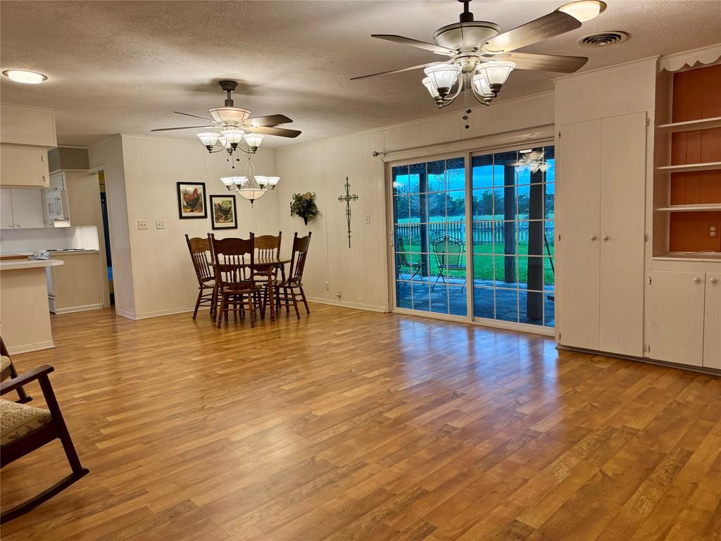 1270 Salem Road, Brenham, Texas image 14
