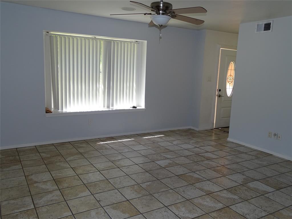 117 N Forest Drive, Willis, Texas image 11