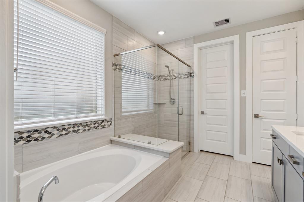 2010 Harrow Oak Lane, Pearland, Texas image 21