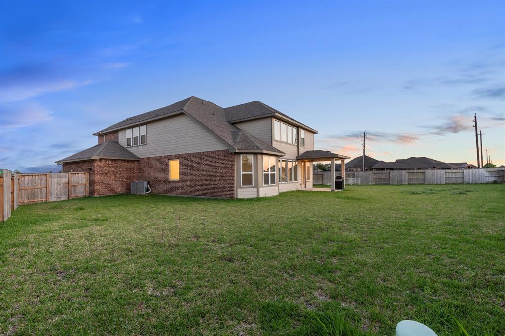 2010 Harrow Oak Lane, Pearland, Texas image 34