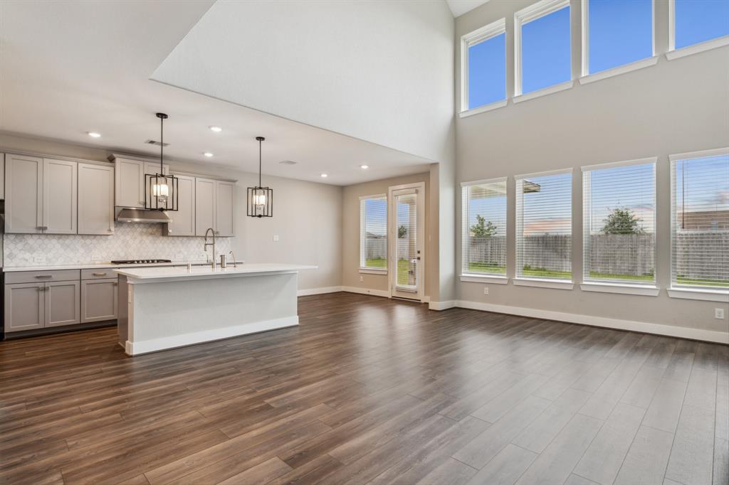 2010 Harrow Oak Lane, Pearland, Texas image 7