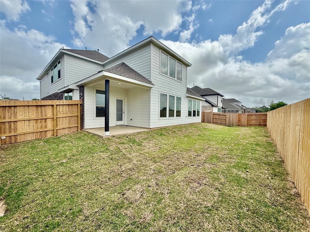 5803 Dublin Lane, Pearland, Texas image 47