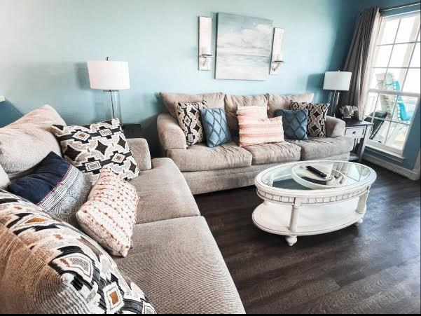 6300 Seawall Boulevard 8204