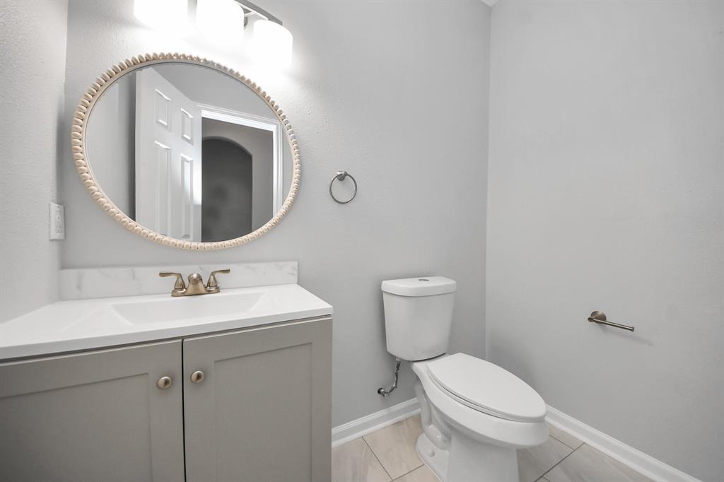 13730 Anderson Woods Drive, Houston, Texas image 13