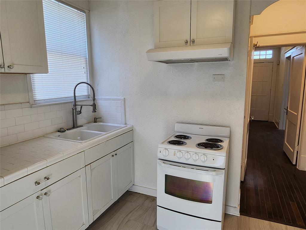 Galveston, Texas 77550, United States, 1 Bedroom Bedrooms, ,1 BathroomBathrooms,Residential,Active,37501