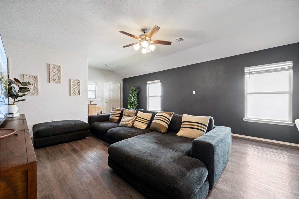 25388 Leather Leaf Court, Montgomery, Texas image 4