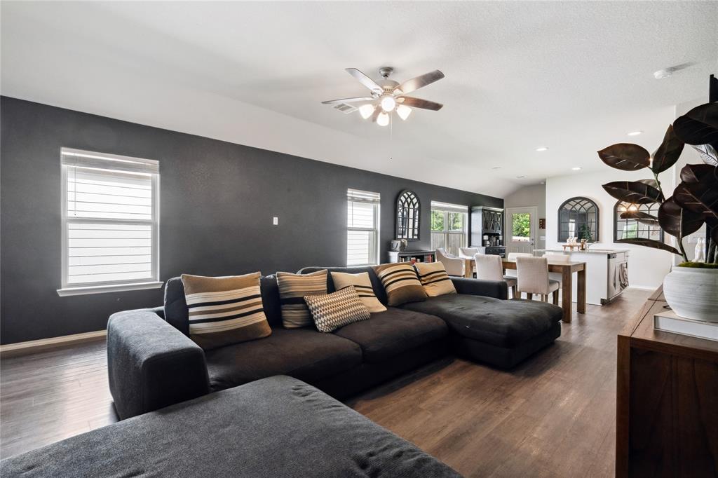 25388 Leather Leaf Court, Montgomery, Texas image 6