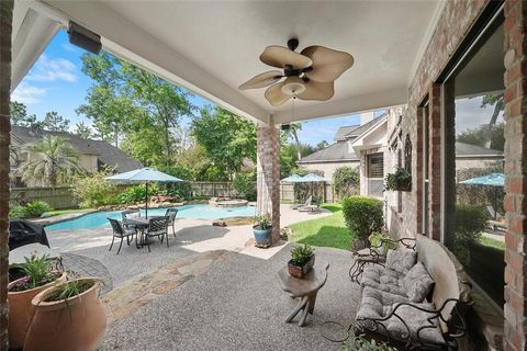 Single Family Residence in Spring TX 10 Pale Dawn Place 34.jpg
