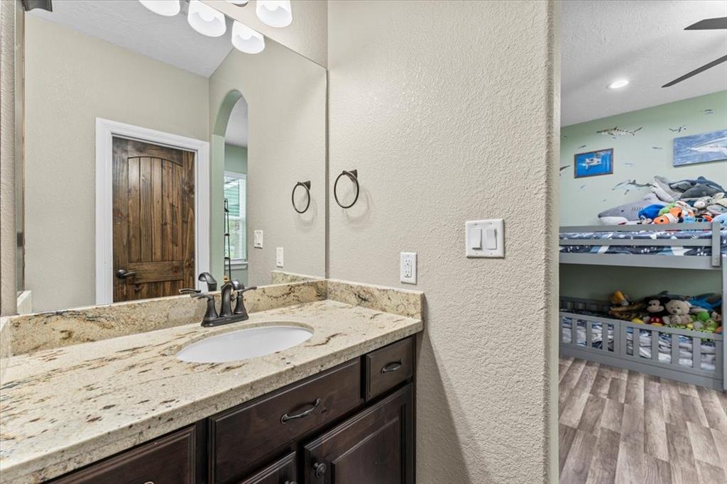 15637 Knotty Oaks Trail Trl, Magnolia, Texas image 33