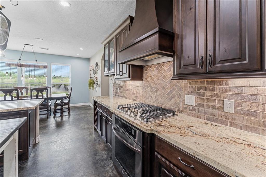 15637 Knotty Oaks Trail Trl, Magnolia, Texas image 17