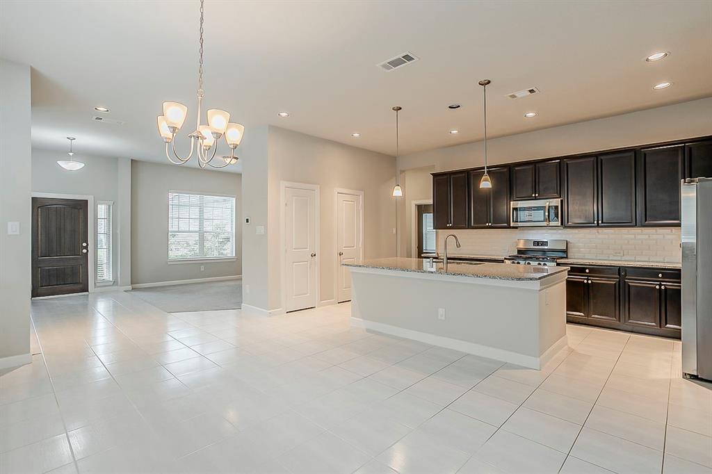446 Bayberry Landing Way, Crosby, Texas image 10