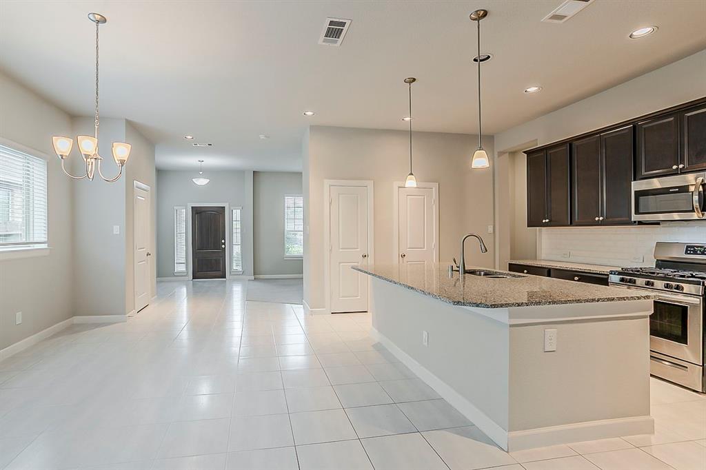 446 Bayberry Landing Way, Crosby, Texas image 11