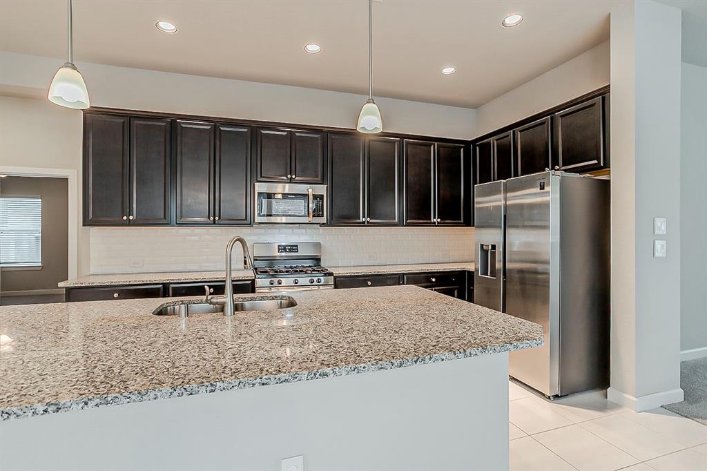 446 Bayberry Landing Way, Crosby, Texas image 5