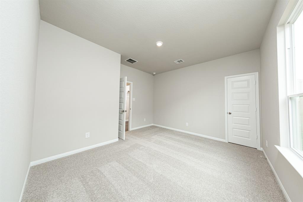 3005 Plains Circle, Brookshire, Texas image 9