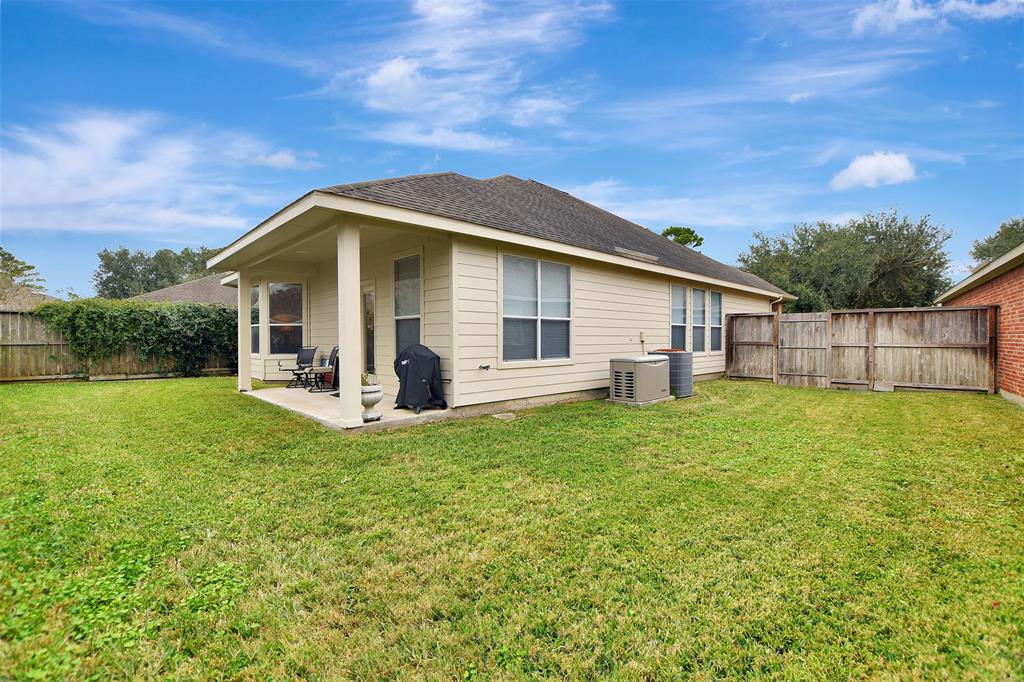 2317 Messina Drive, Pearland, Texas image 34