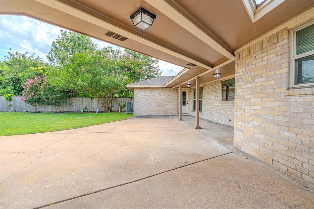 1802 Wilcrest Plaza, Deer Park, Texas image 24