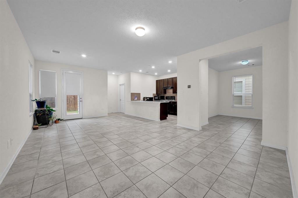 13067 Mills Grove Drive, Houston, Texas image 3
