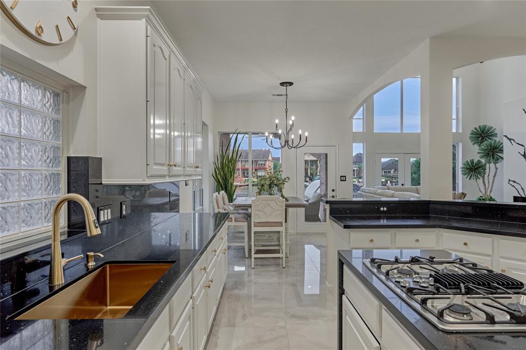 2025 S Shore Boulevard, Montgomery, Texas image 19