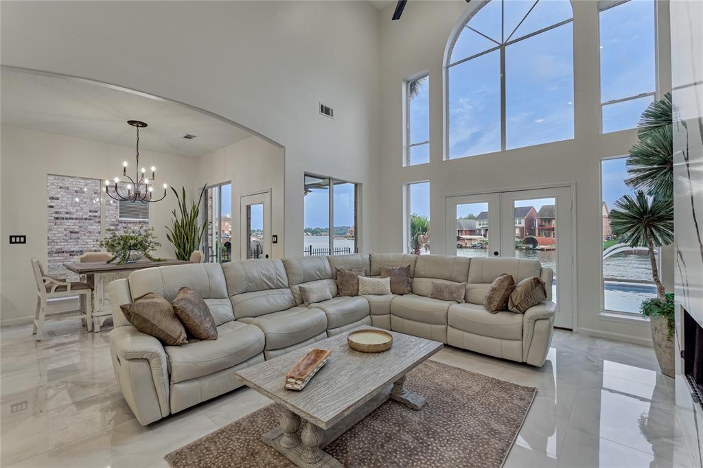 2025 S Shore Boulevard, Montgomery, Texas image 14