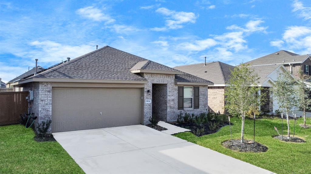 1504 Twilight Green Drive, Katy, Texas image 2