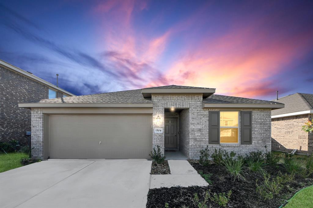 1504 Twilight Green Drive, Katy, Texas image 4