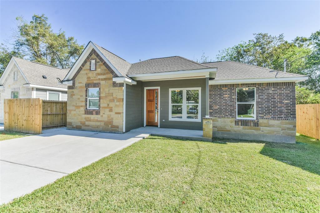 3511 Brooks Street, Dayton, Texas image 3