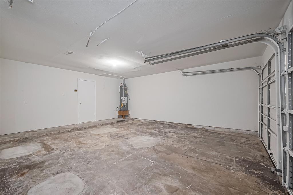 1612 Sleepy Hollow Drive, Pearland, Texas image 35