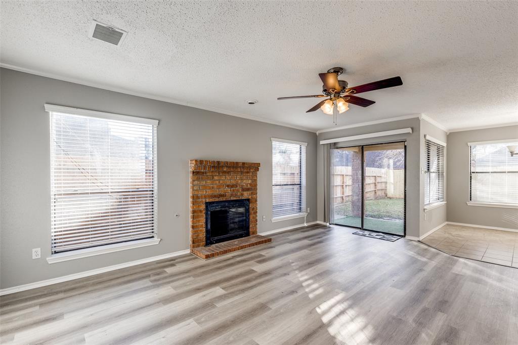 1703 Regal Blue Court, Fresno, Texas image 7