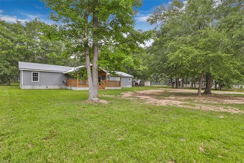 Manufactured Home in Cleveland TX 381 County Road 2802.jpg